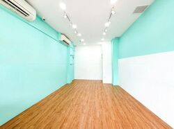 Upper Serangoon Road (D19), Office #631804101
